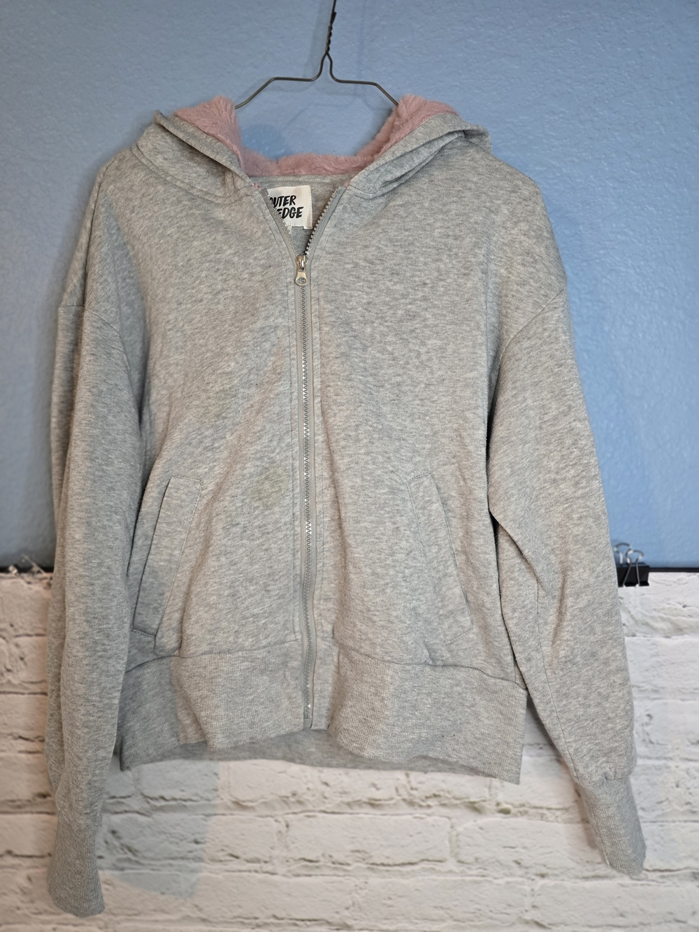 Outer Edge Gray Zip-Up Hoodie with Pink Sherpa Hood Sz M
